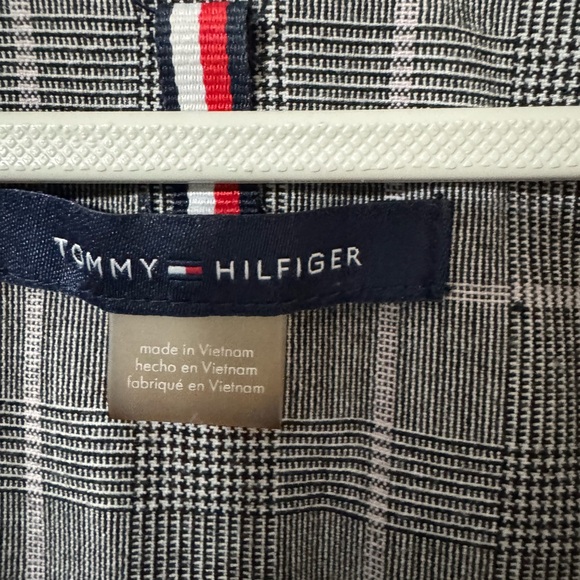 Tommy Hilfiger Gray Checkered Women's Blazer - Picture 3 of 5